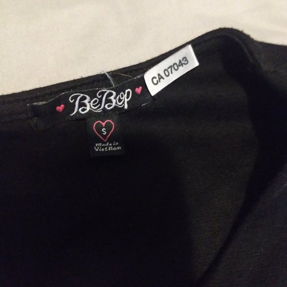 Black and White Dress - Picture 4 of 4